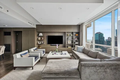$2,300,000 | 55 East Erie Street, Unit 4301, Chicago, IL 60611