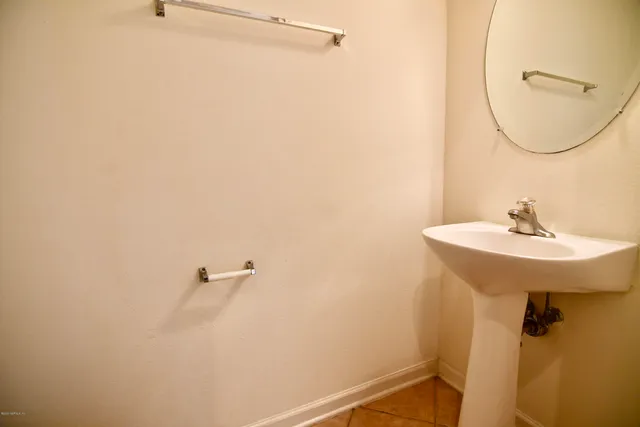 $268,000 | 5872 Pavilion Drive, Jacksonville, FL 32258