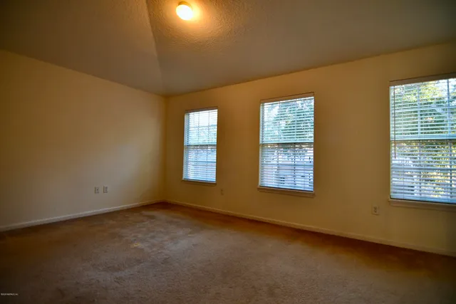 $268,000 | 5872 Pavilion Drive, Jacksonville, FL 32258