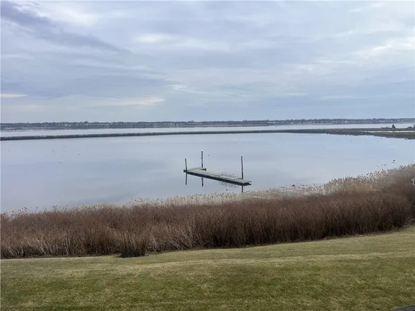 $2,900 | 400 Narragansett Parkway, Unit EI2, Warwick, RI 02888
