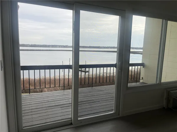 $2,900 | 400 Narragansett Parkway, Unit EI2, Warwick, RI 02888