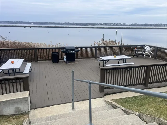 $3,100 | 400 Narragansett Parkway, Unit EI2, Warwick, RI 02888