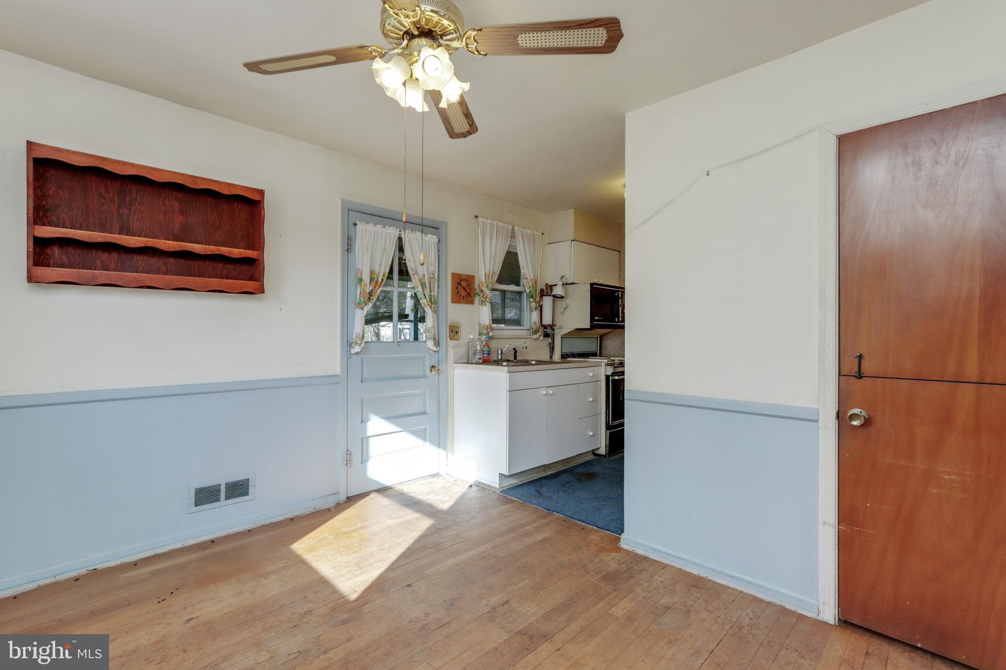 10318 Greentop Road Cockeysville, MD 21030 - Photo 11 of 33 Gallery Image 11