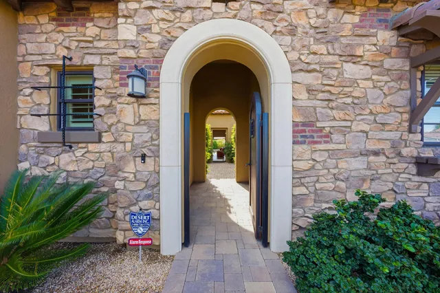 $1,795,000 | 20 Alicante Circle, Rancho Mirage, CA 92270