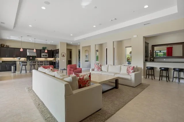 $1,795,000 | 20 Alicante Circle, Rancho Mirage, CA 92270