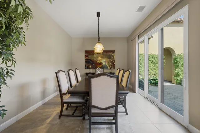 $1,795,000 | 20 Alicante Circle, Rancho Mirage, CA 92270