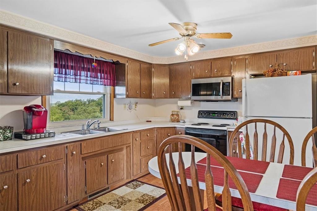 79 Conklin Road Washington, PA 15301 - Photo 17 of 24 Gallery Image 17