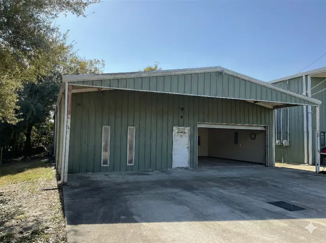 $239,900 | 3814 Putnam Drive, Bacliff, TX 77518