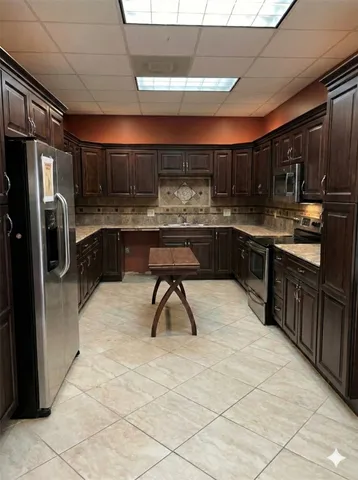 $239,900 | 3814 Putnam Drive, Bacliff, TX 77518