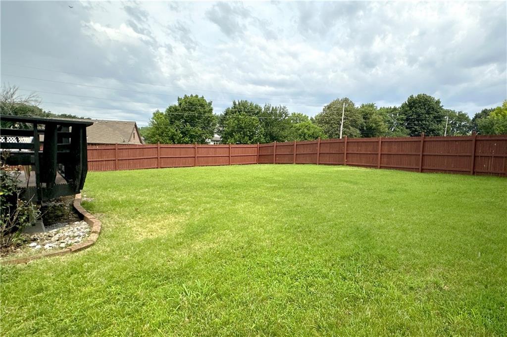 700 Northeast Hunters Ridge Lee's Summit, MO 64086 - Photo 39 of 48