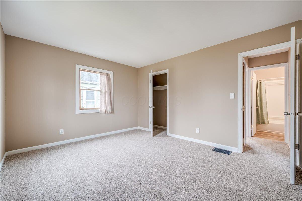 2805 Beulah Road Columbus, OH 43211 - Photo 11 of 19 Bed room 1 new carpet
