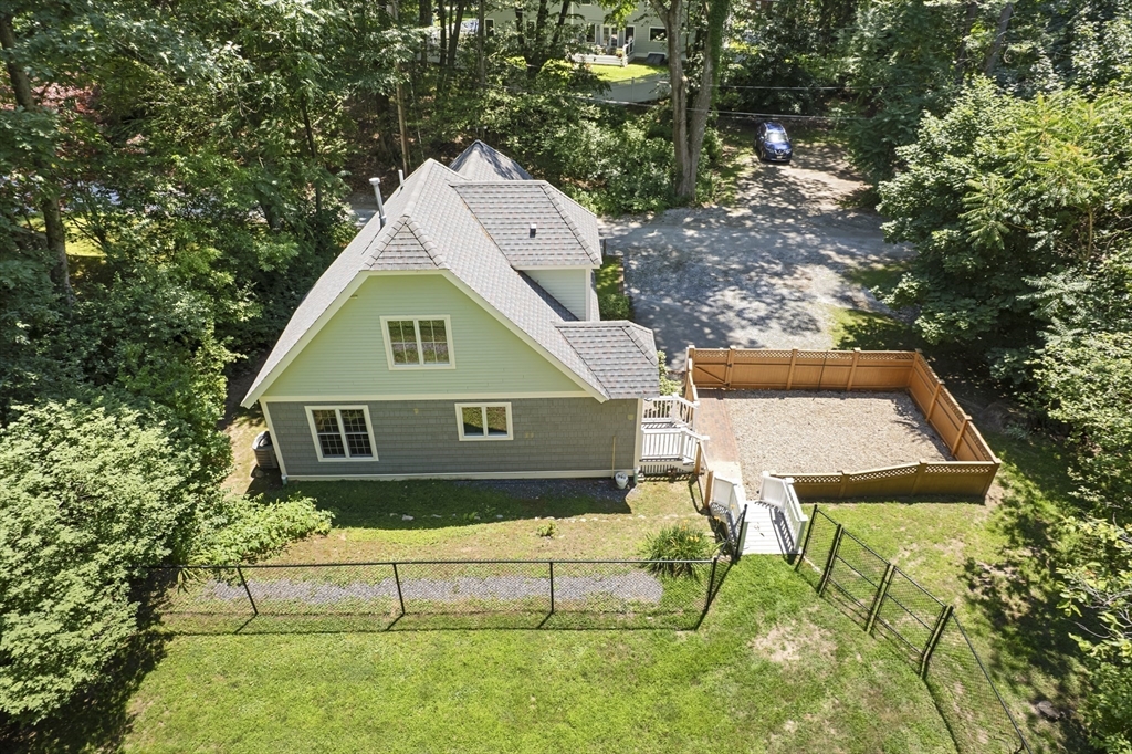 10 Mayflower Path Wayland, MA 01778 - Photo 31 of 33