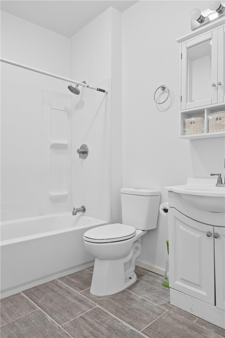 236 Dudley Street Providence, RI 02907 - Photo 14 of 20