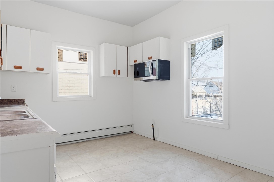 236 Dudley Street Providence, RI 02907 - Photo 3 of 20