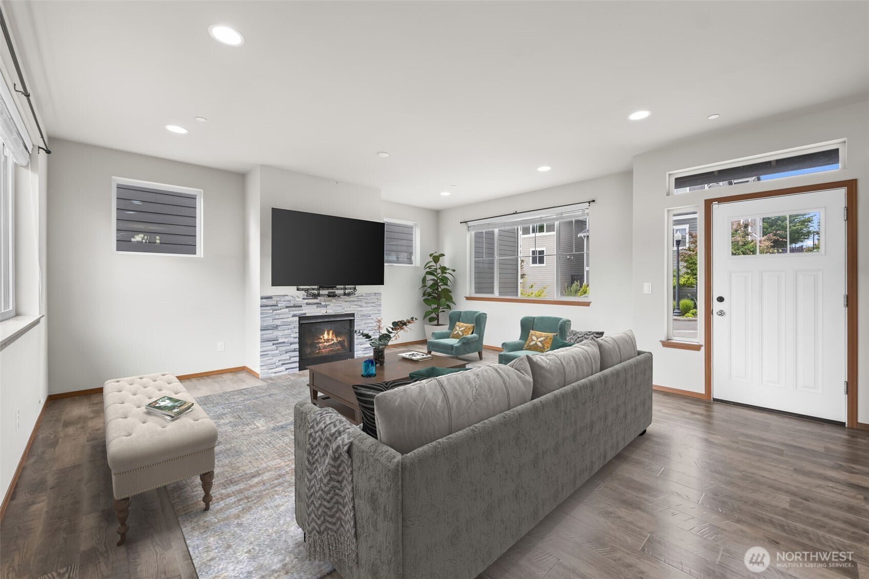 2540 Filbert Avenue Bremerton, WA 98310 - Photo 7 of 28 a living room with furniture and a flat screen tv