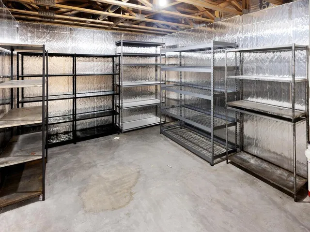 $645,000 | 7425 Peony Lane North, Maple Grove, MN 55311