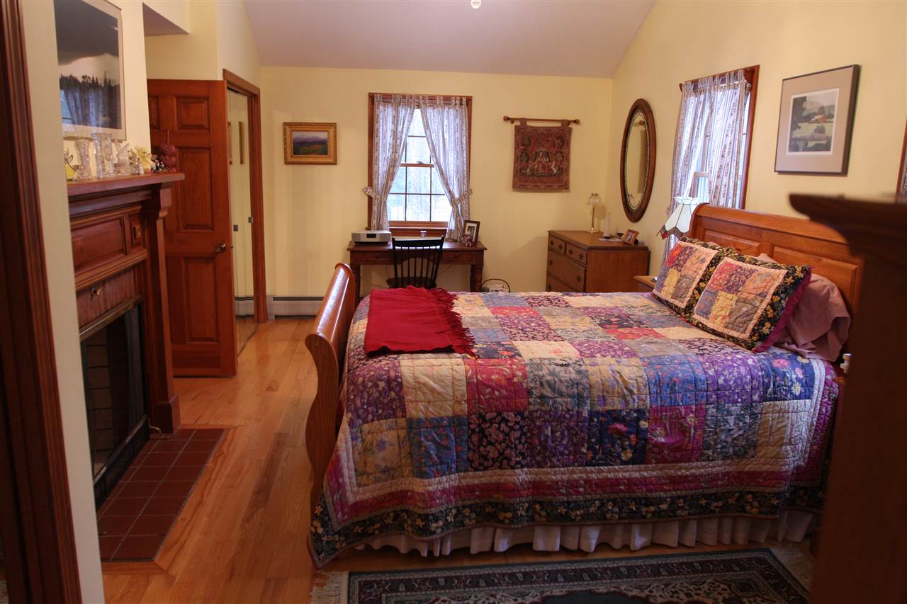 4 Baldwin Street Windham, NH 03087 - Photo 22 of 40