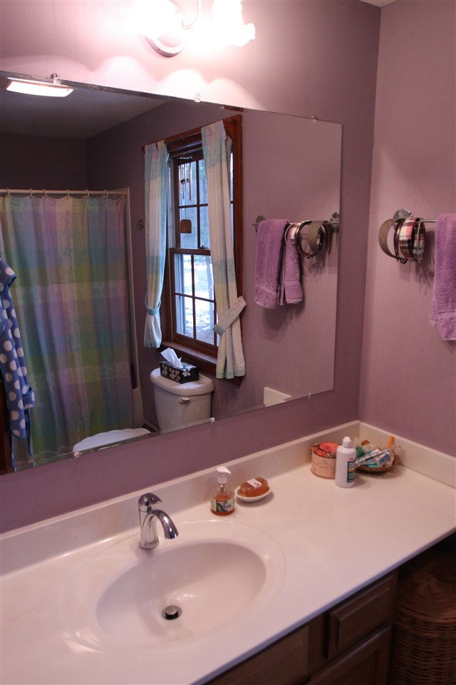 4 Baldwin Street Windham, NH 03087 - Photo 27 of 40