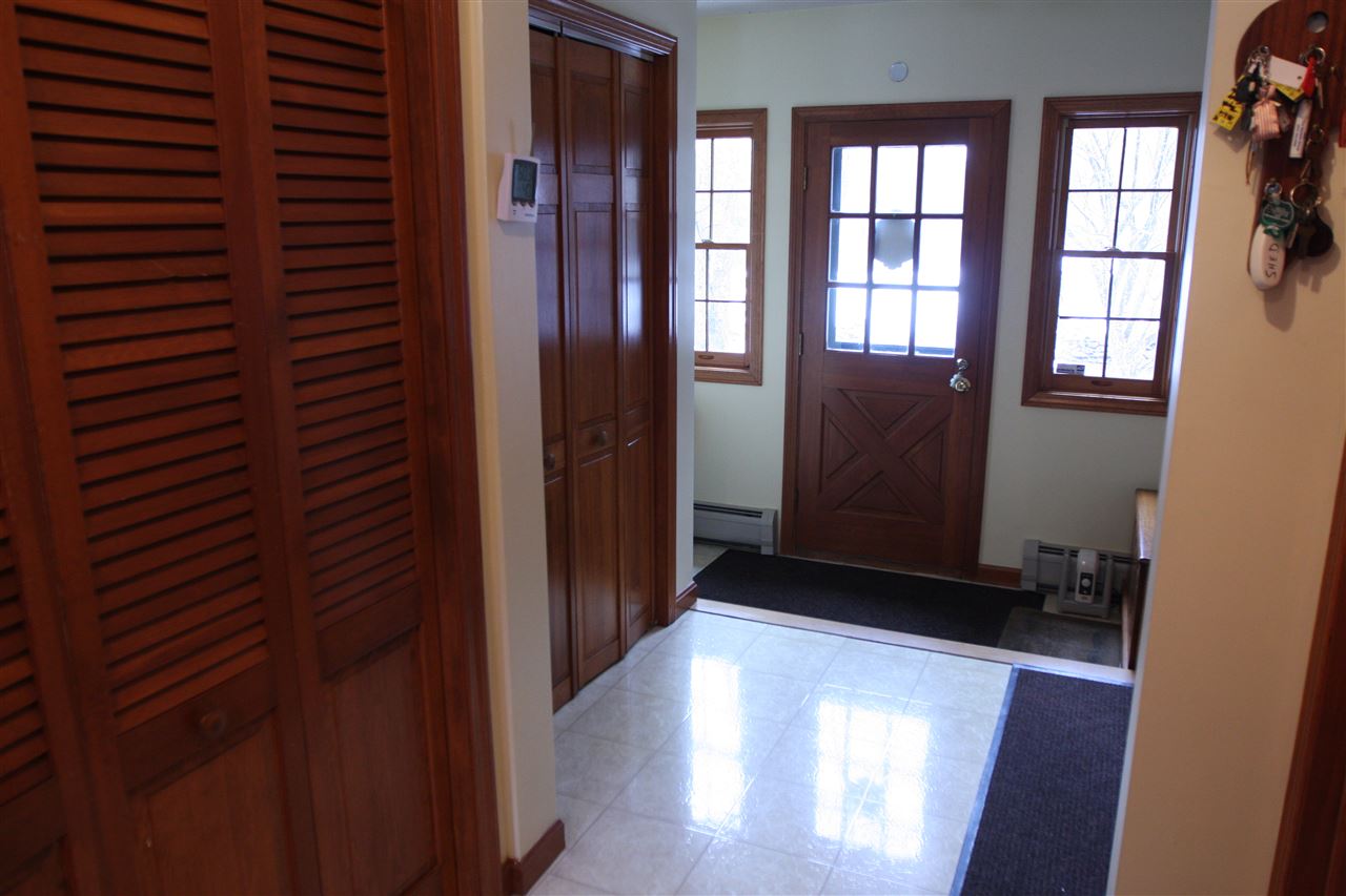 4 Baldwin Street Windham, NH 03087 - Photo 33 of 40