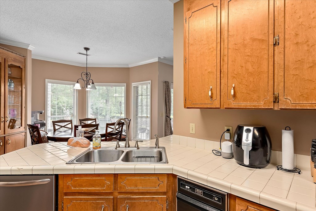 3636 Oak Ridge Lane Dothan, AL 36303 - Photo 11 of 29