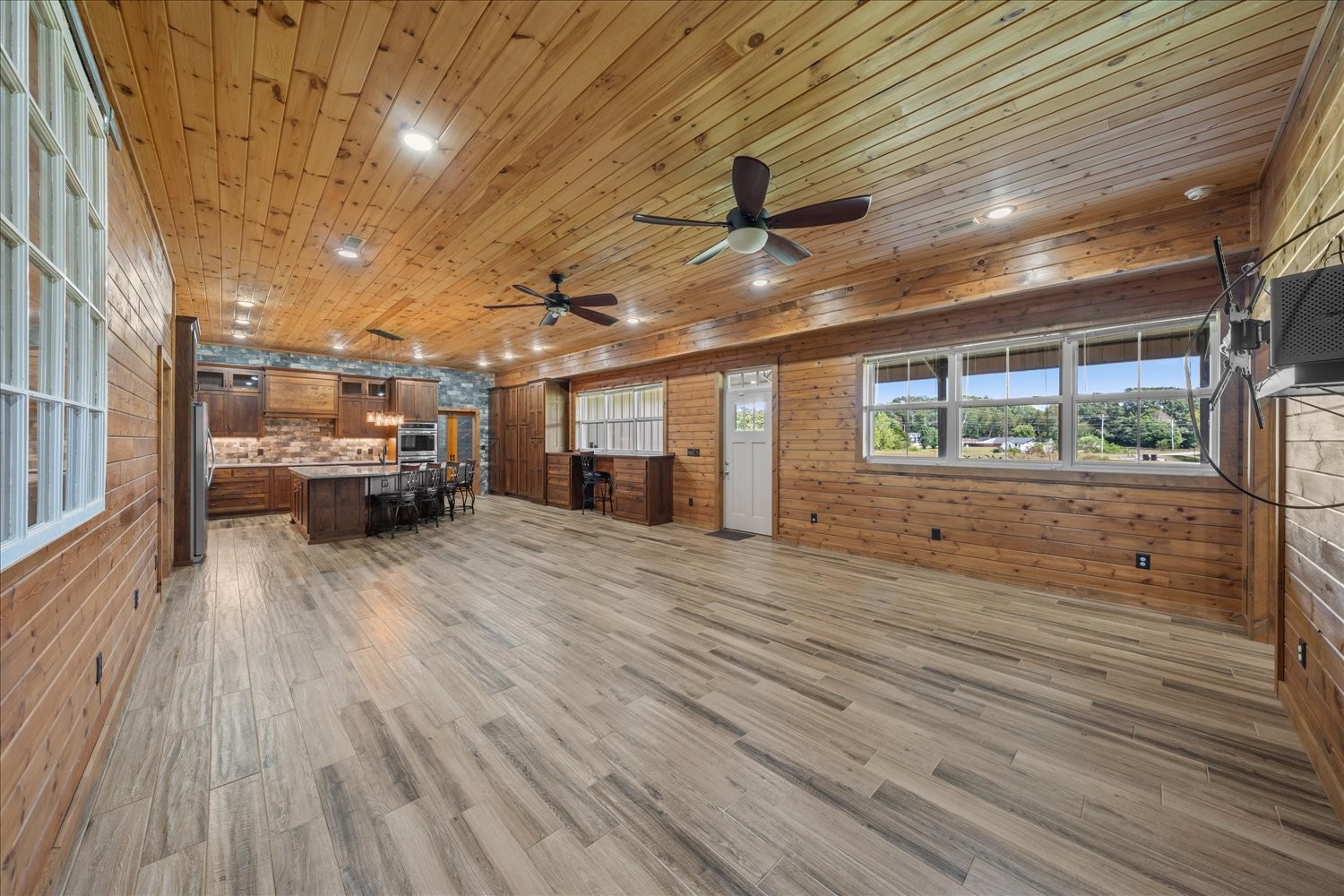 10879 Church Road Bon Aqua, TN 37025 - Photo 12 of 56 Gallery Image 12