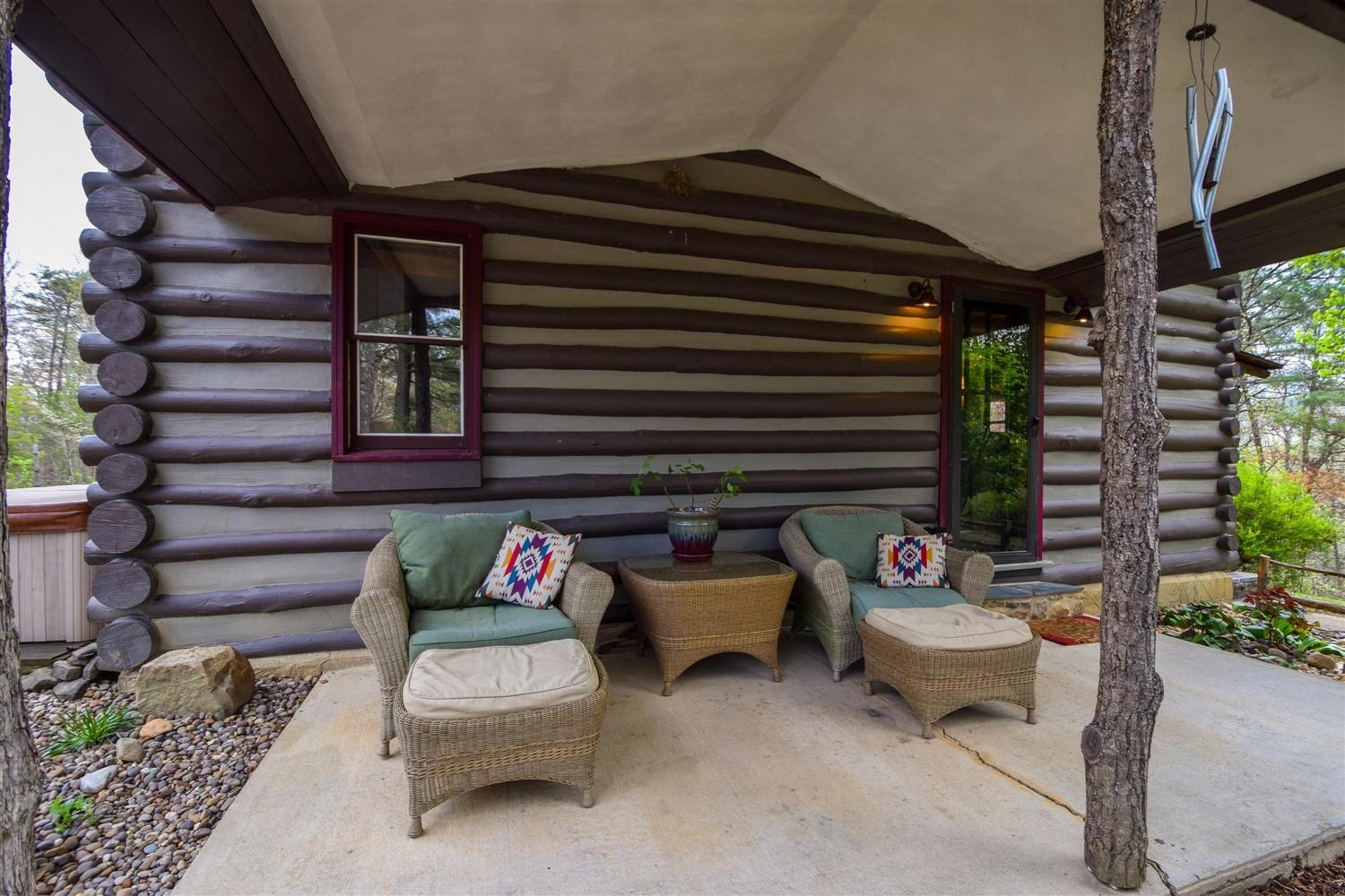 3772 North Fork Road Elliston, VA 24087 - Photo 3 of 42 a view of patio with a table and chairs and potted plants