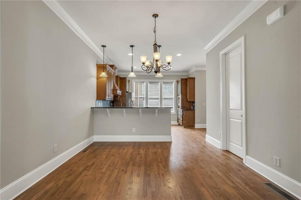 3026 Eltham Place Decatur, GA 30033 - Photo 10 of 40 Gallery Image 10
