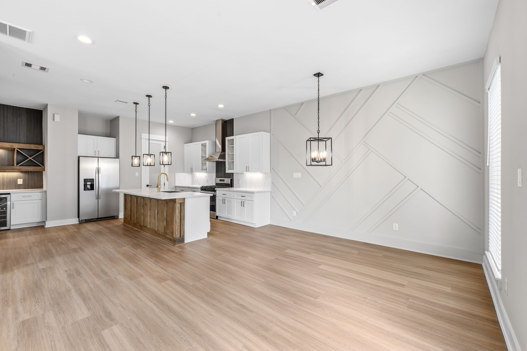 719 Thornton Road, Unit D Houston, TX 77018 - Photo 18 of 50