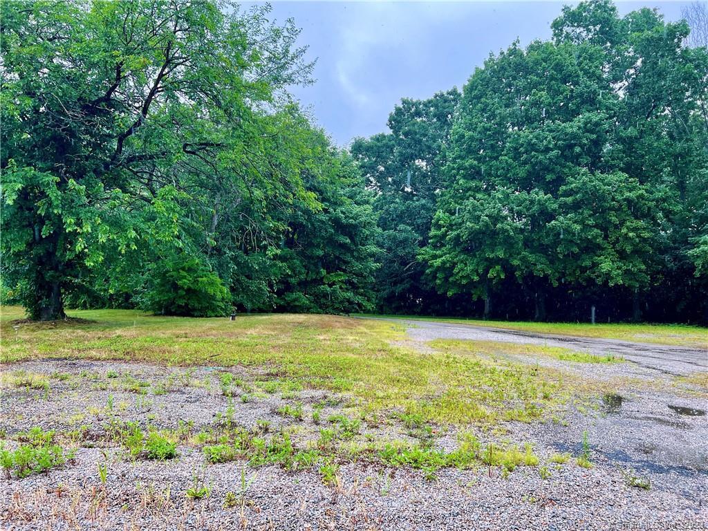 0 Mares Hill Road Ivoryton, CT 06442 - Photo 1 of 1 a view of a tennis court