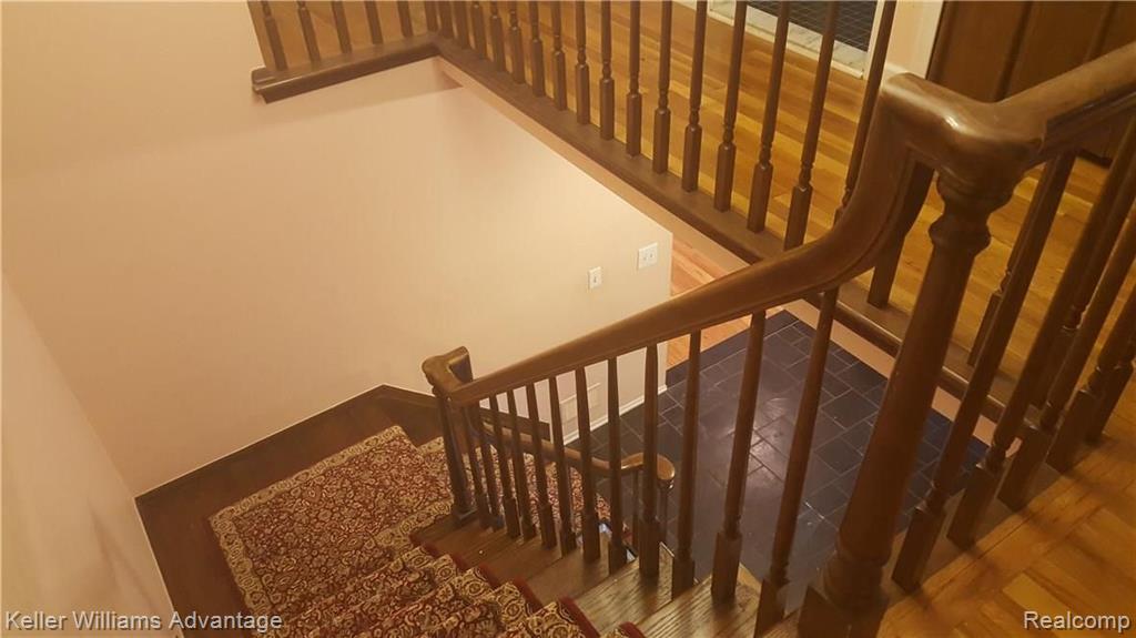31000 Oak Valley Drive Farmington Hills, MI 48331 - Photo 7 of 19