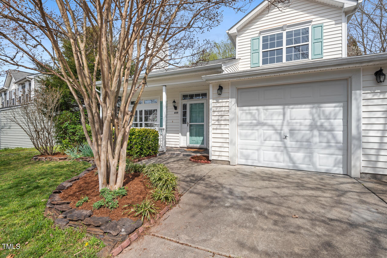 409 Hanson Road Durham, NC 27713 - Photo 3 of 48 03