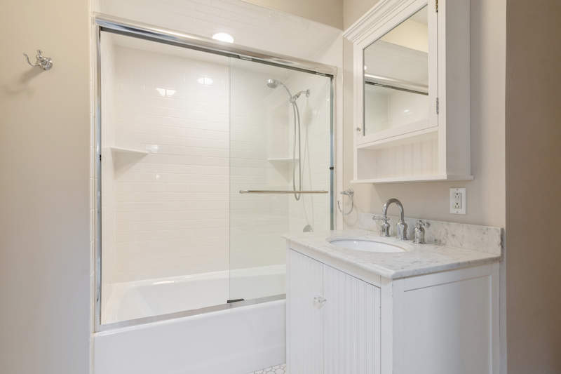 1297 Edgewood Road Lake Forest, IL 60045 - Photo 11 of 20