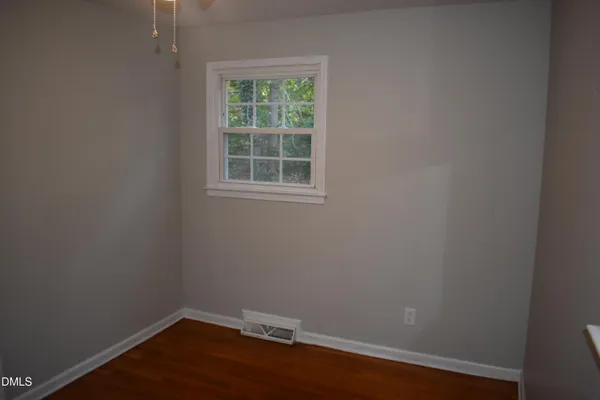 $1,000 | 105 Ingle Street, Siler City, NC 27344