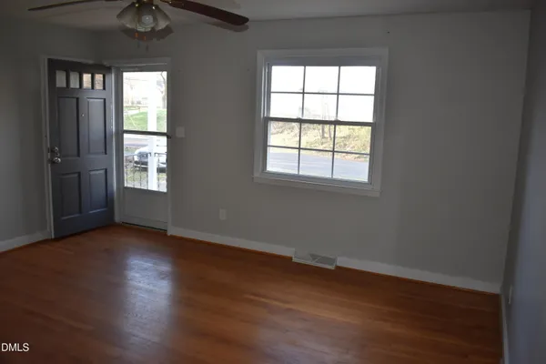 $1,000 | 105 Ingle Street, Siler City, NC 27344