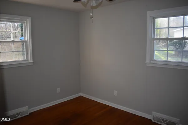 $1,000 | 105 Ingle Street, Siler City, NC 27344