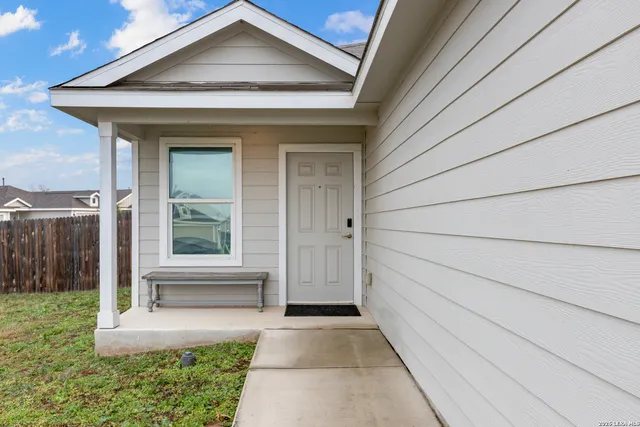 $1,500 | 12006 Still Pass, San Antonio, TX 78221