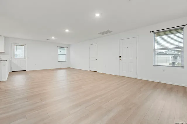 $1,500 | 12006 Still Pass, San Antonio, TX 78221