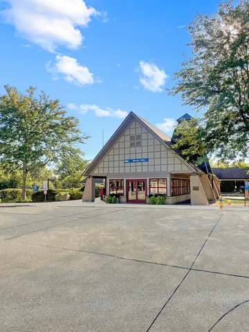 $875,000 | 306 Lasalle Street, Vernon Hills, IL 60061