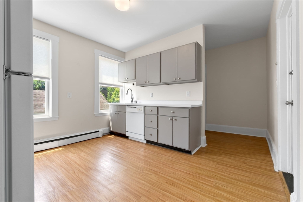 730 Hale Street, Unit 3L Beverly, MA 01915 - Photo 10 of 13