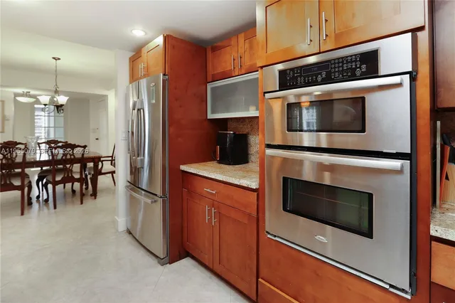 $659,000 | 2030 South Ocean Drive, Unit 727, Hallandale Beach, FL 33009