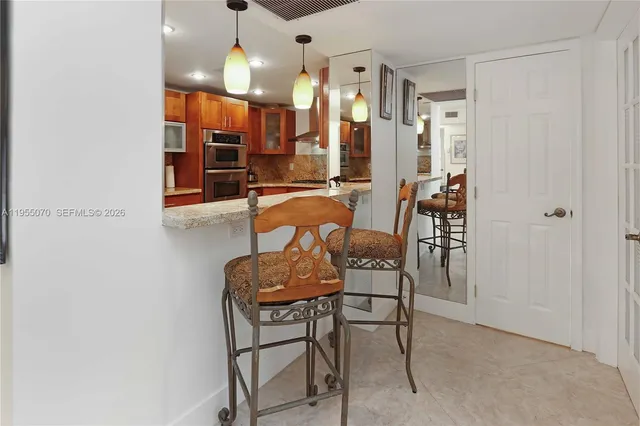 $659,000 | 2030 South Ocean Drive, Unit 727, Hallandale Beach, FL 33009