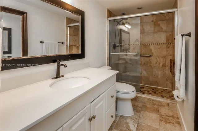 $659,000 | 2030 South Ocean Drive, Unit 727, Hallandale Beach, FL 33009