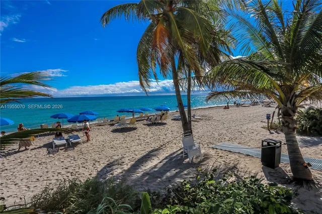 $659,000 | 2030 South Ocean Drive, Unit 727, Hallandale Beach, FL 33009