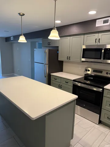 $1,500 | 1422 Venus Drive, Unit 206, Evansville, IN 47711