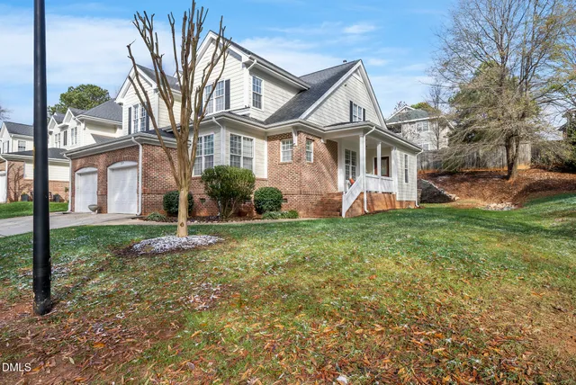 $425,000 | 7710 Astoria Place, Raleigh, NC 27612
