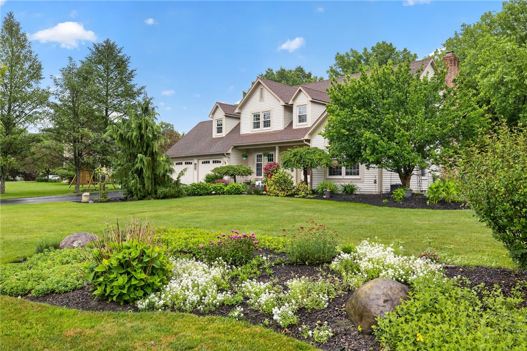 74 Falling Brook Road Perinton, NY 14450 - Photo 4 of 50