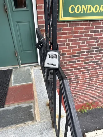 $299,900 | 55 Eleanor Street, Unit 17, Chelsea, MA 02150