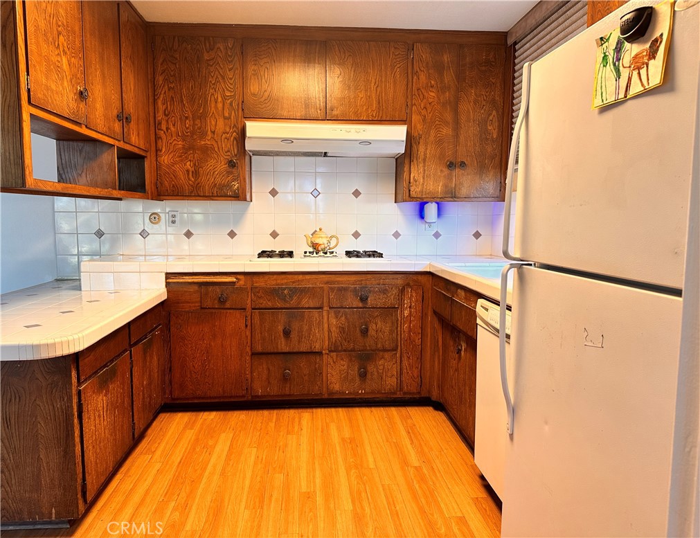 7128 Salisbury Road West Hills, CA 91307 - Photo 4 of 16