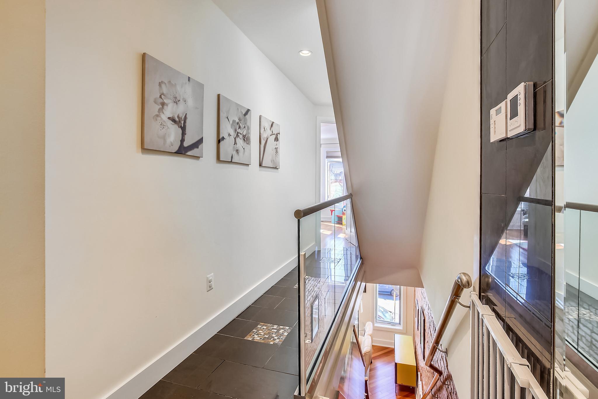 618 L Street Northeast, Unit 2 Washington, DC 20002 - Photo 23 of 73 Upper level 1 Hall