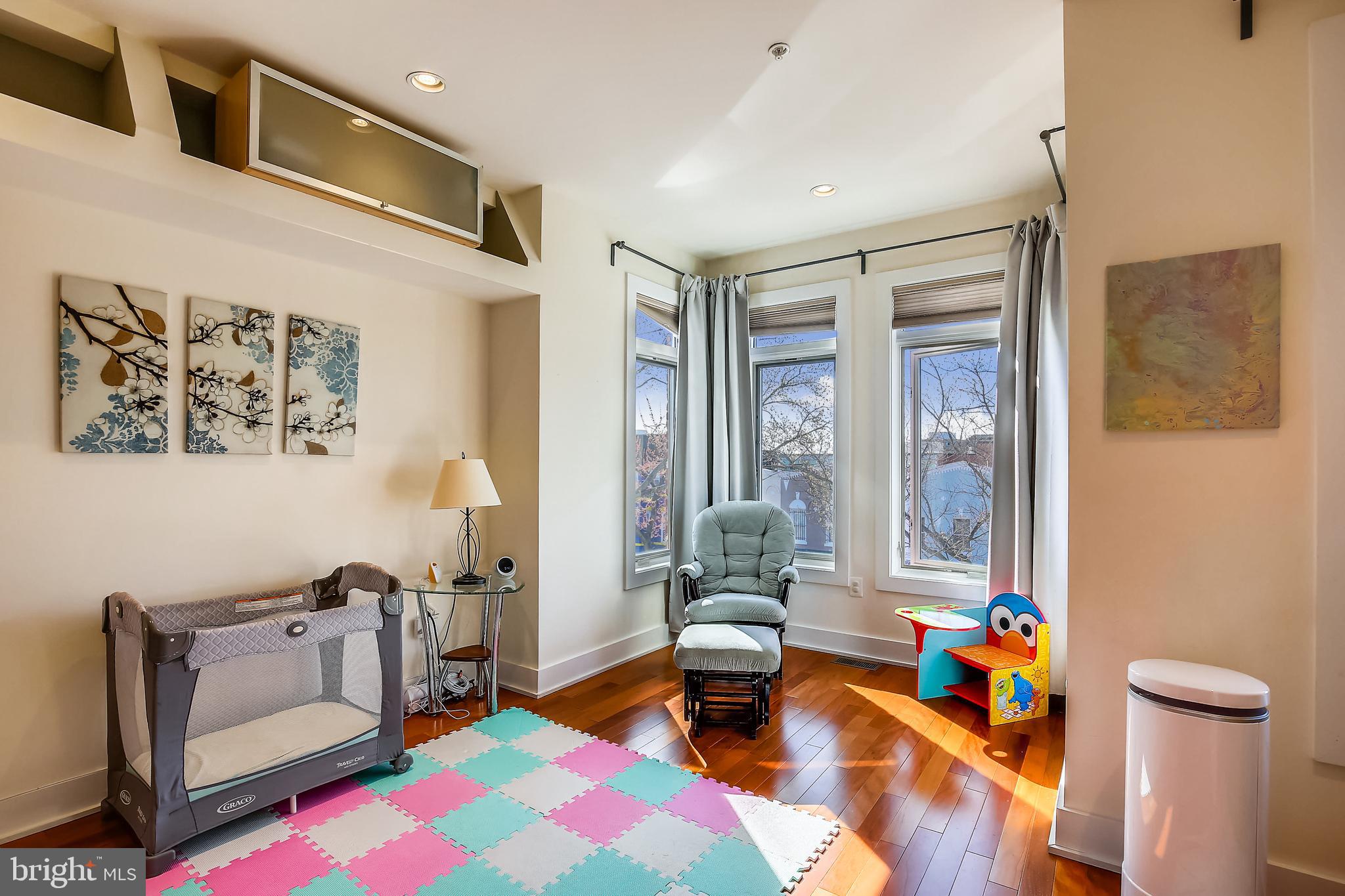618 L Street Northeast, Unit 2 Washington, DC 20002 - Photo 30 of 73 Bedroom 2 with lovely Bay window & ensuite